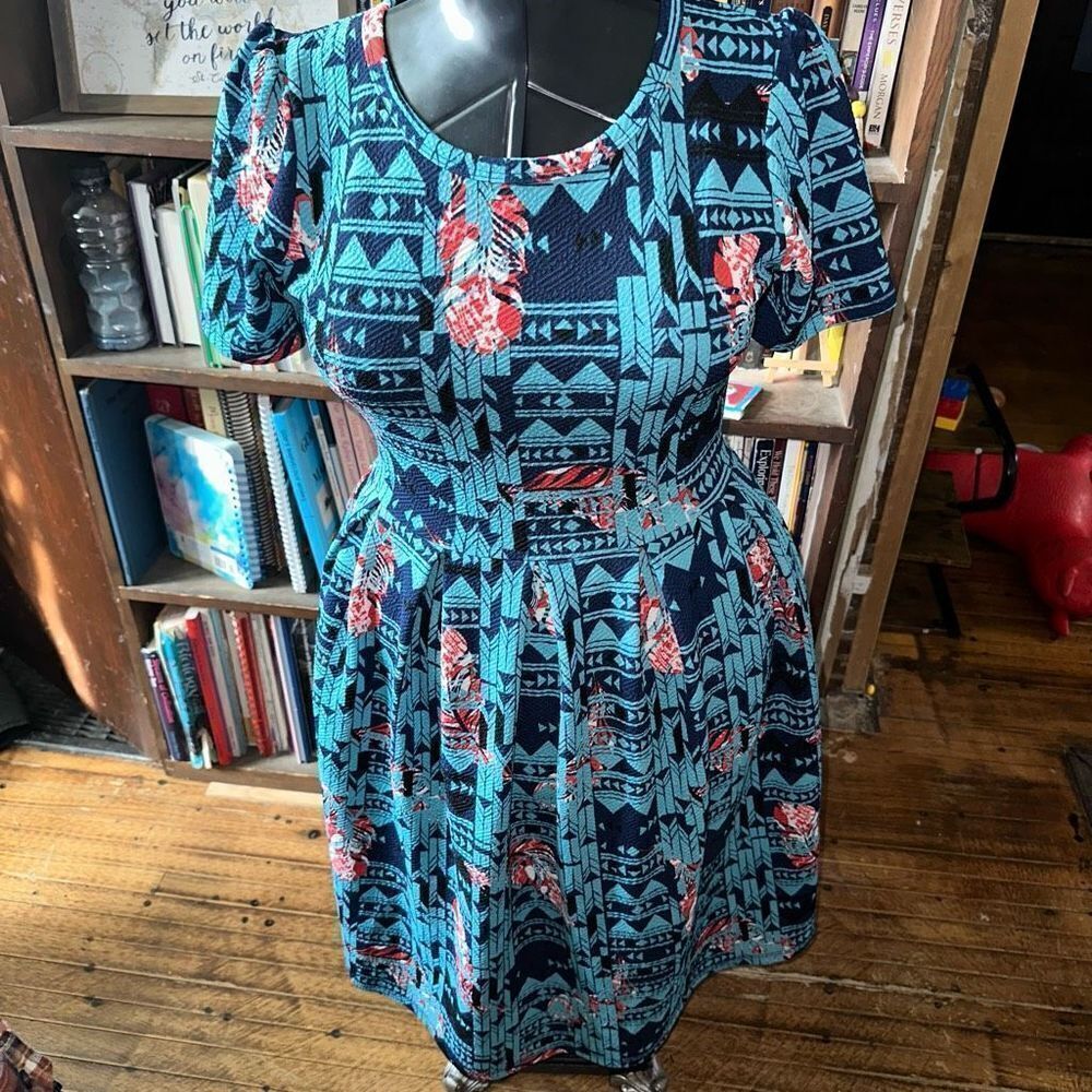 Amelia Lularoe southwest blue feathers fit and flare L dress